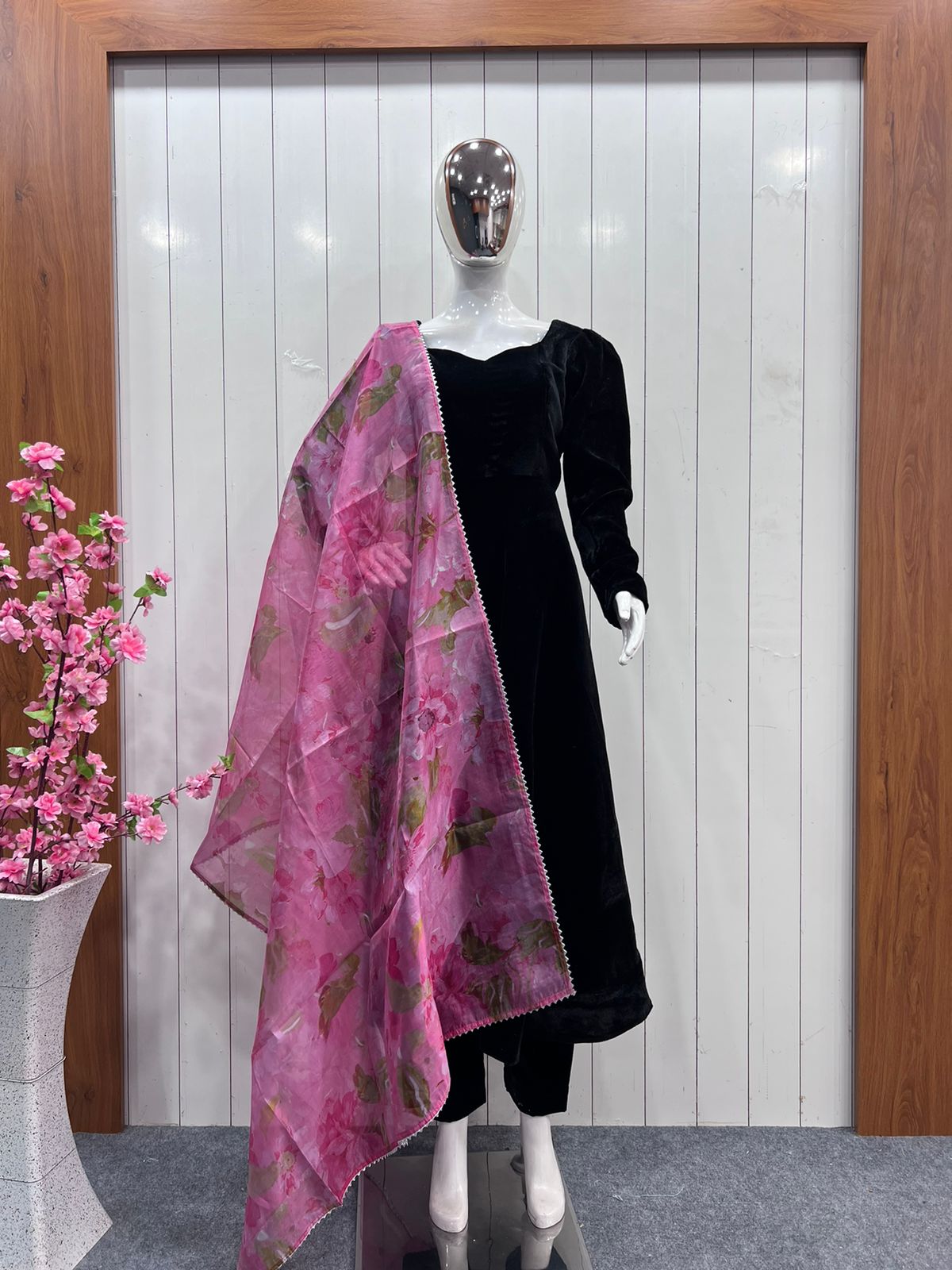 Beautiful Gown and Kurti With Pant - Joshindia