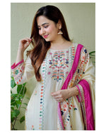 Beautiful White Color Cotton Kurta Set - Joshindia