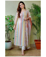 Trendy White color lucknowi style kurta set for stylish look - Joshindia