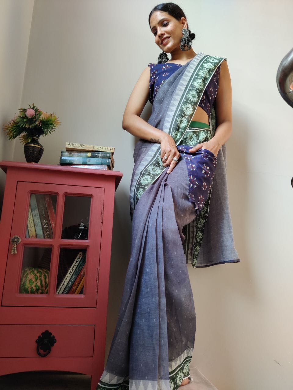 Mint Green Ready Pleated Saree In Sequins Embellished Net And Matching  Velvet Blouse Online - Kalki Fashion | Saree, Pleated saree, Velvet blouses