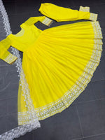 Trendy lucknowi style kurta set for stylish look - Joshindia