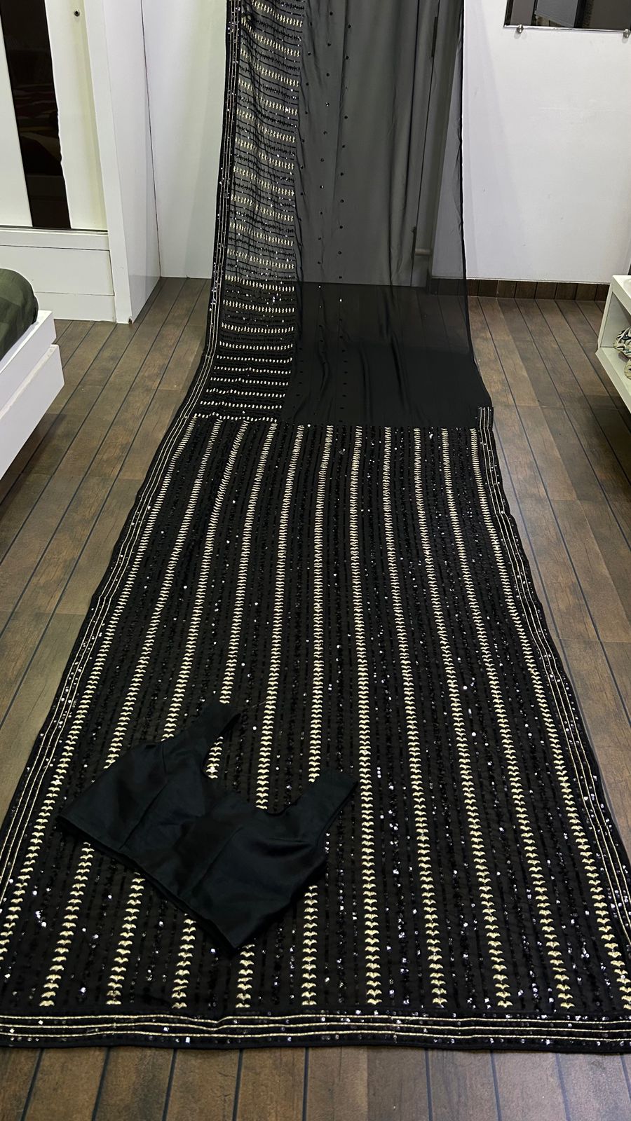 Black Color Most Beautiful Sequence Saree At Best Price - Joshindia