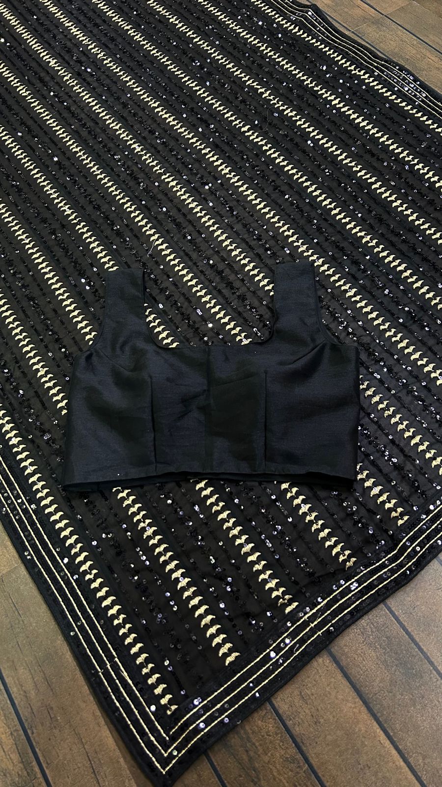 Black Color Most Beautiful Sequence Saree At Best Price - Joshindia