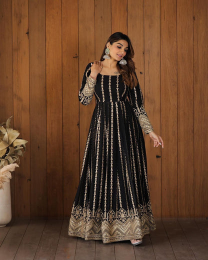 Beautiful Black Color Georgette Designer Gown At Low Price