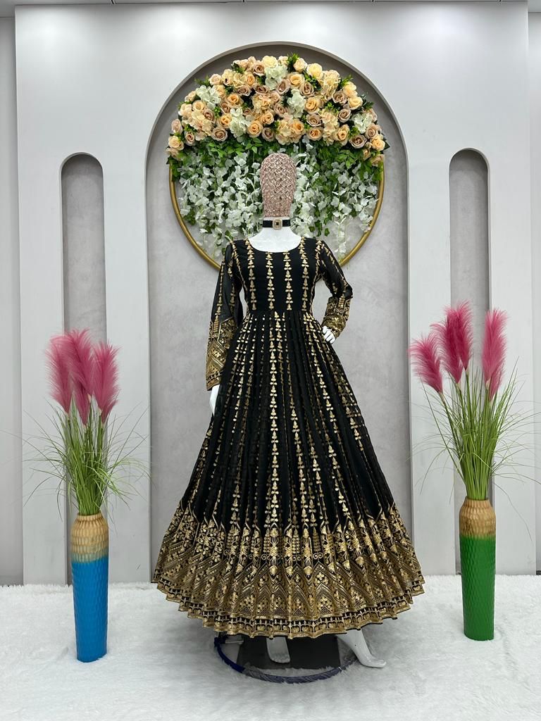 Beautiful Black Color Georgette Designer Gown At Low Price - Joshindia