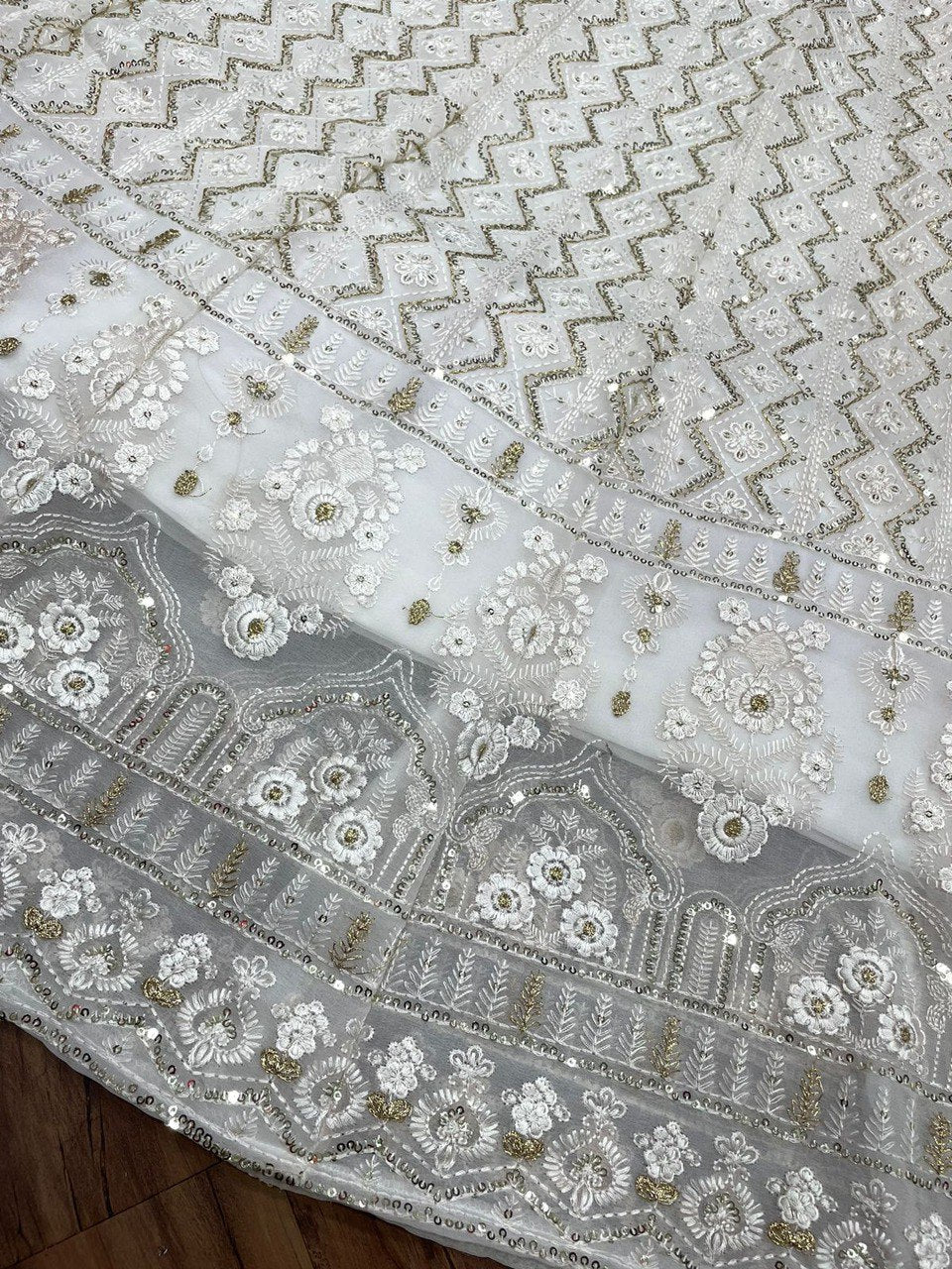 Beautiful White Color Designer Gown At Affordable Price - Joshindia