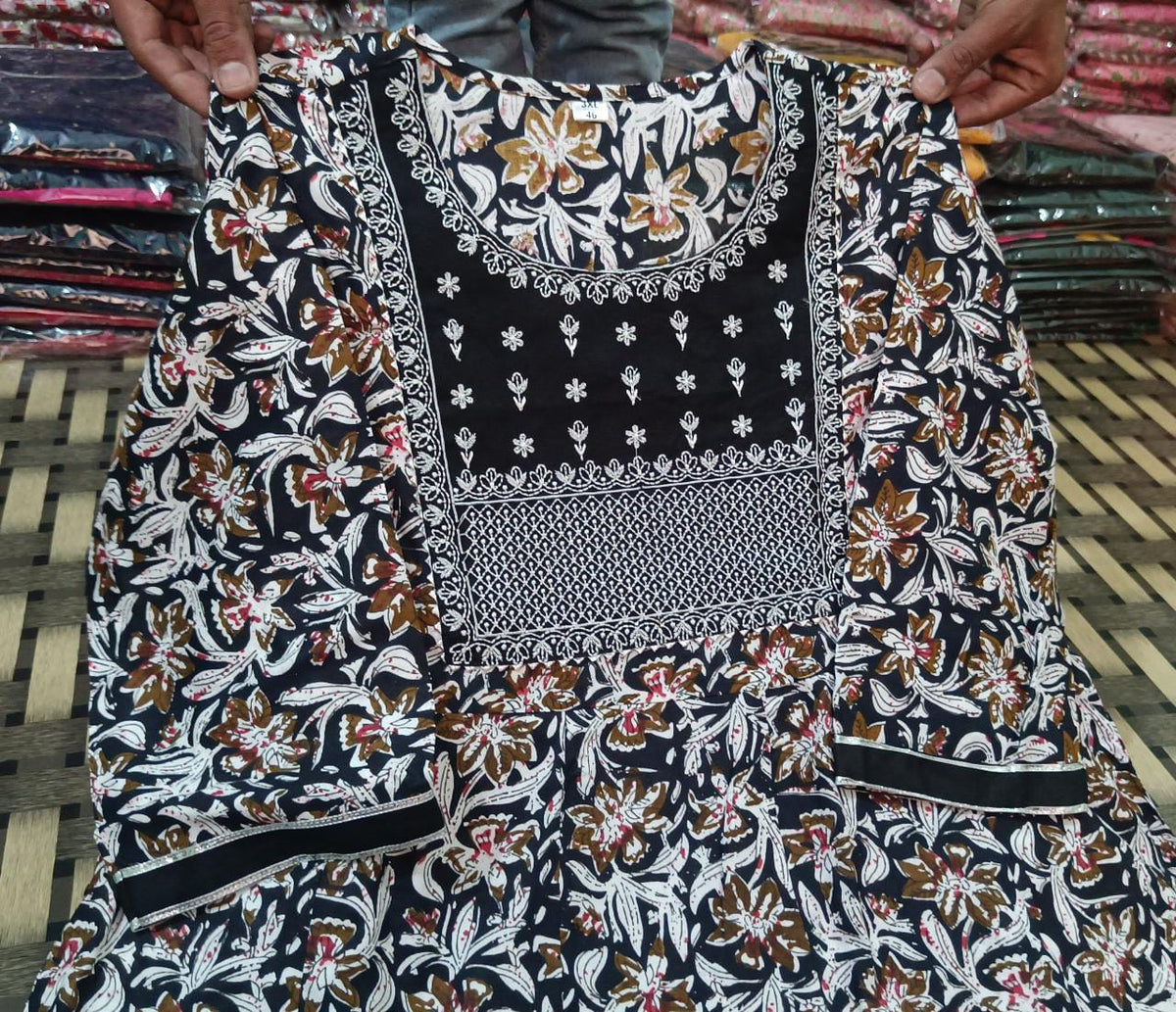 Premium pure Reyon print full flair Anarkali kurti withpant paired up with malmal dupatta - Joshindia