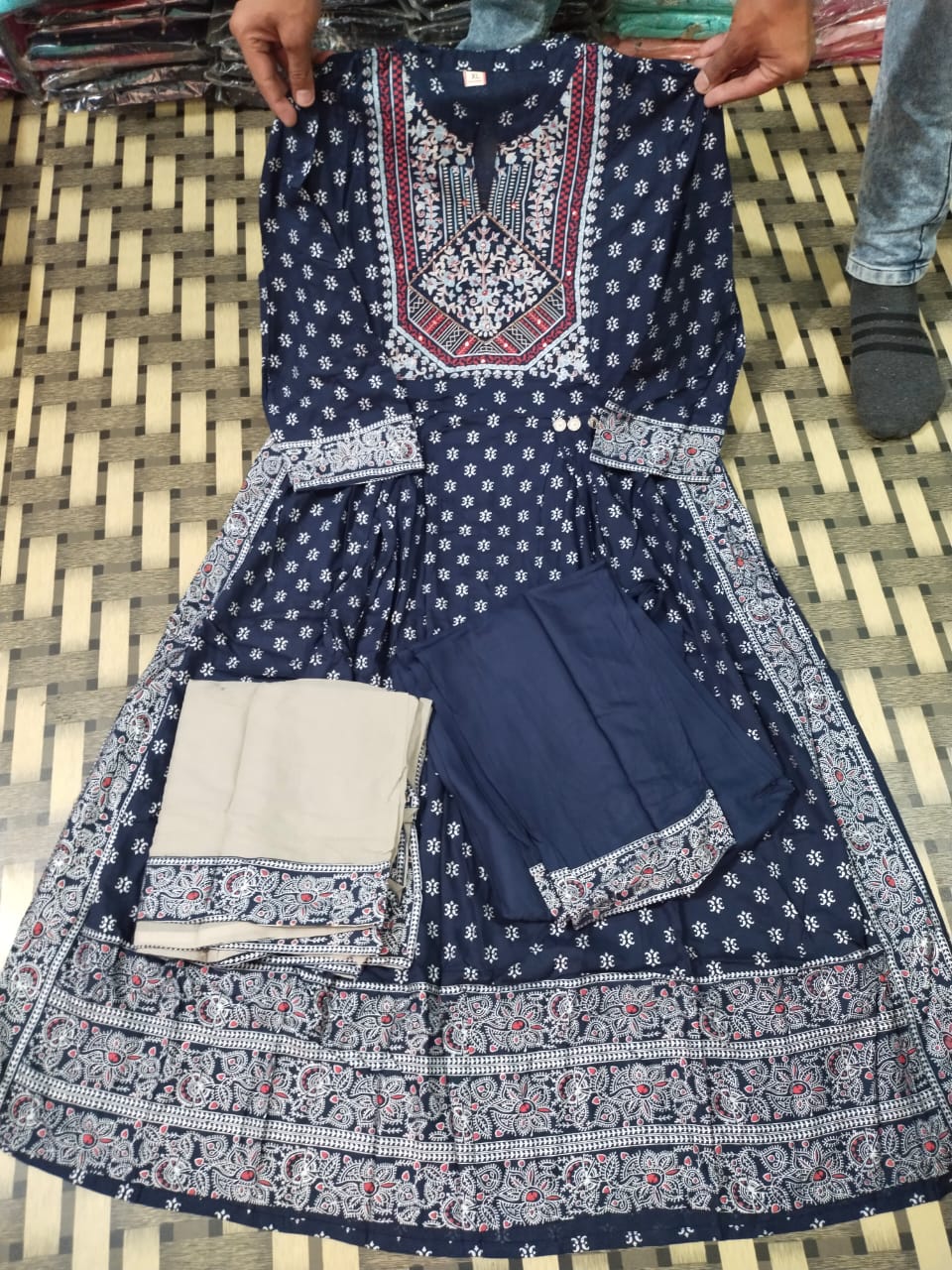 Premium rayon high slit kurti - Joshindia