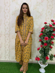 Trending yellow color Kurta set at affordable price - Joshindia