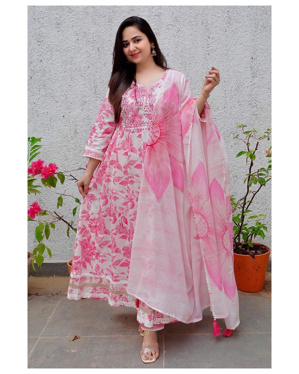 Beautiful RayonFabric ankle Lenth Kurti Pant With Dupatta - Joshindia