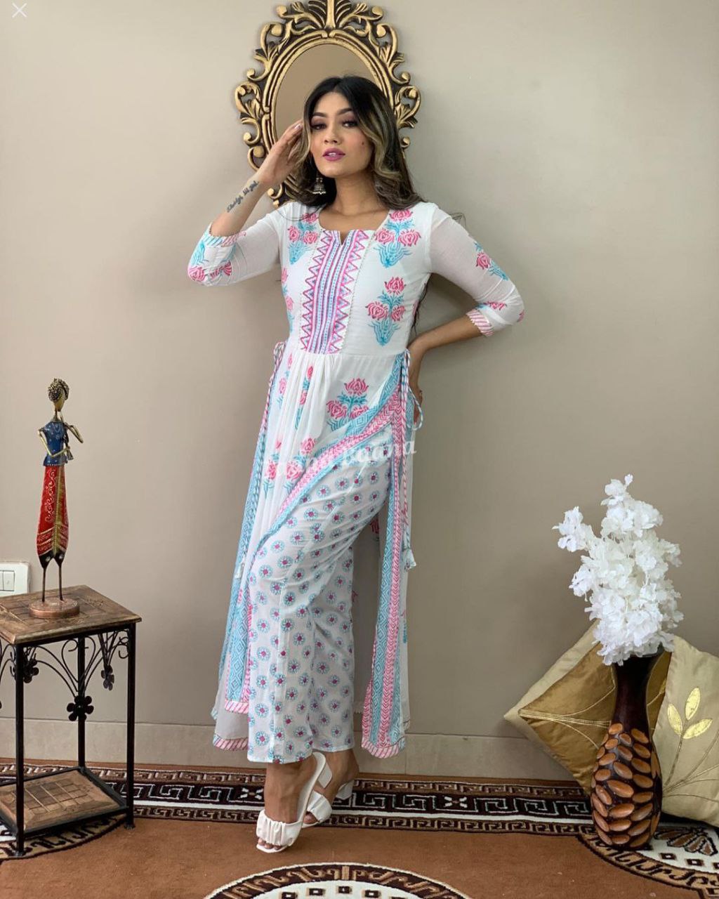 Beautiful Printed Cotton Fabric Kurti With Heavy Manual - Joshindia