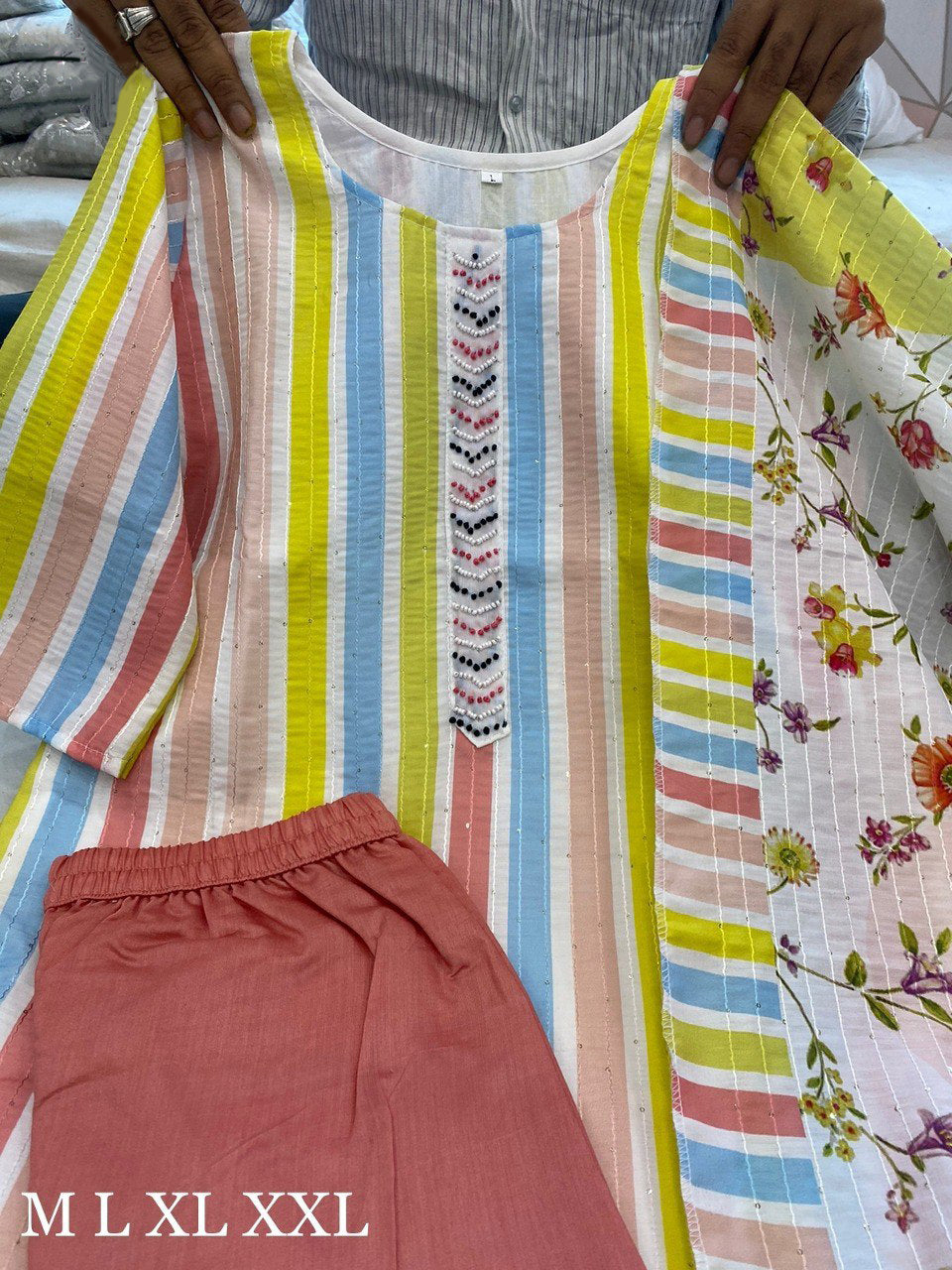Trendy White color lucknowi style kurta set for stylish look - Joshindia