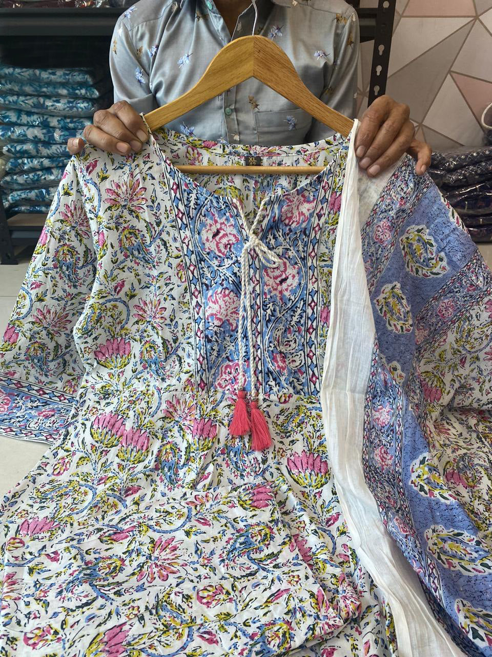 TrendingAnarKali SetFor Wedding - Joshindia