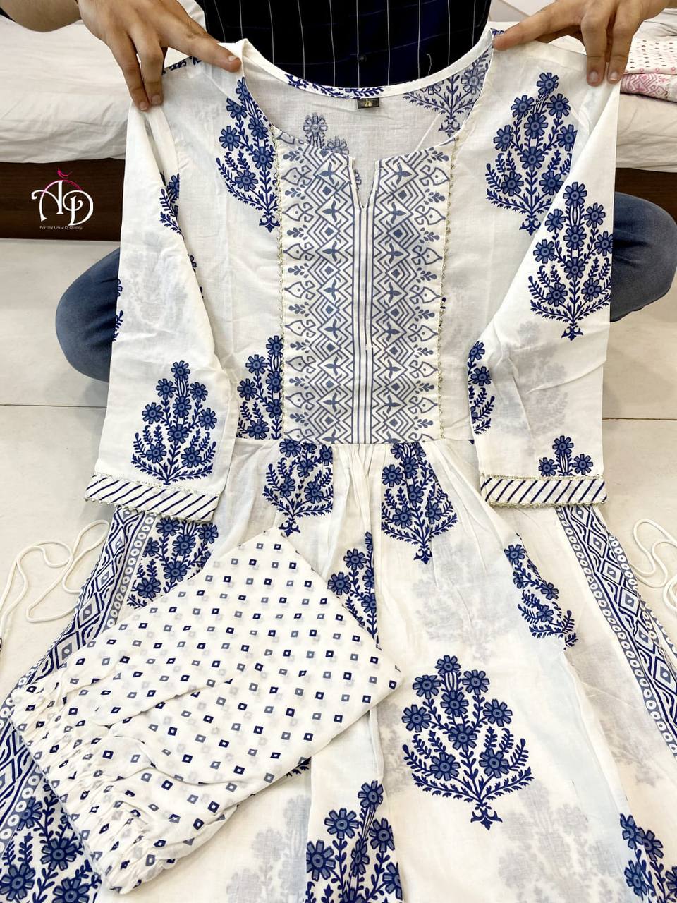 Trendy White Color Printed Kurta Set For Stylish Look At Best Price - Joshindia