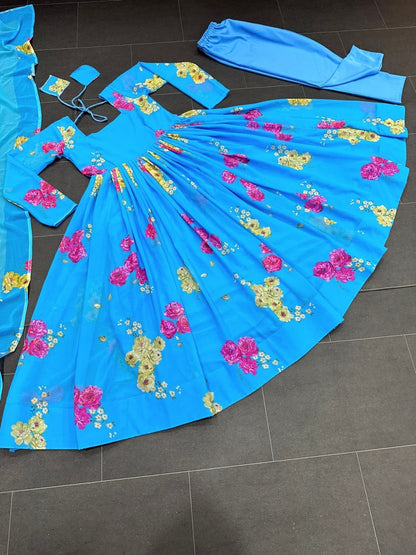 Buy Blue color lucknowi style kurta set for stylish look