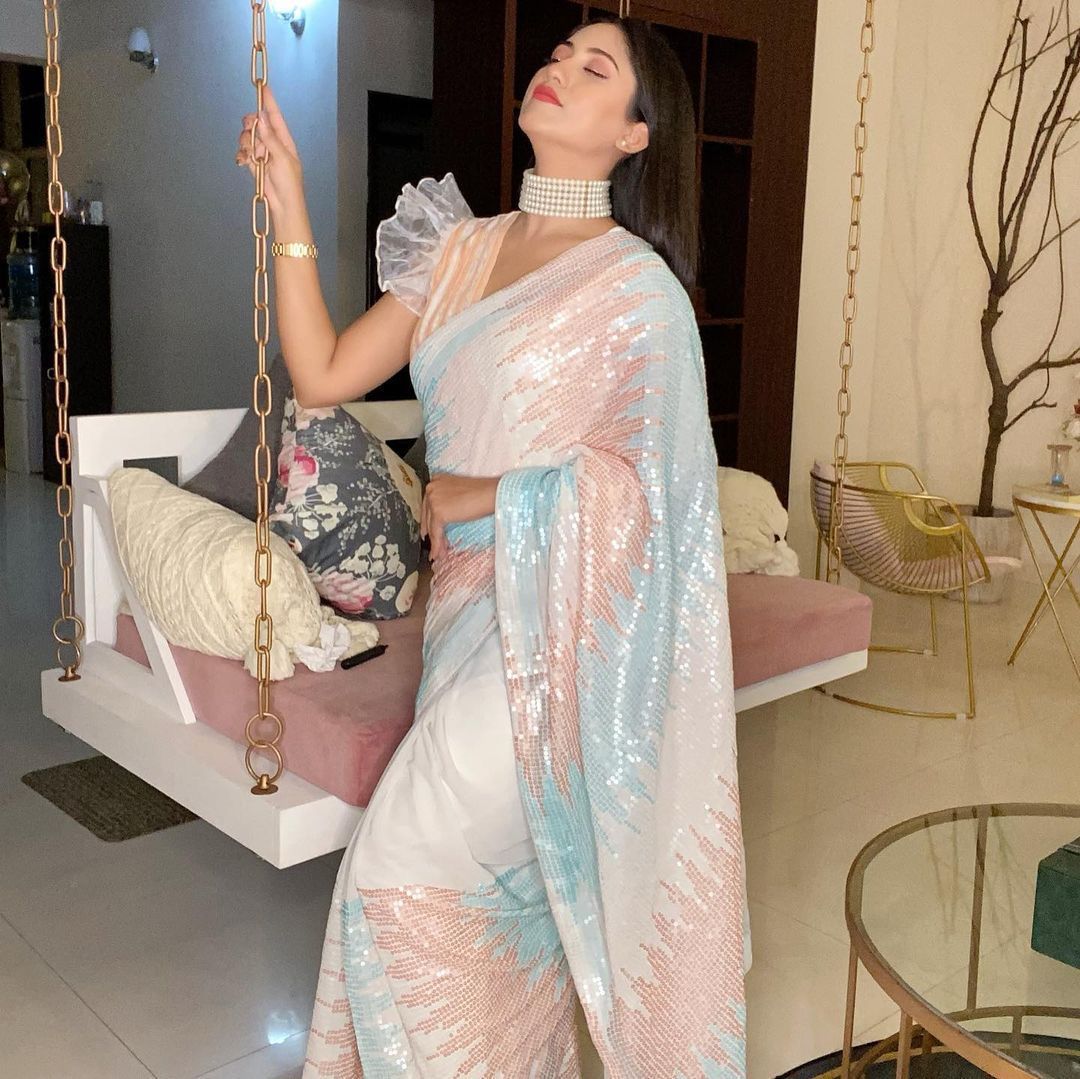 Best Saree Collections online InIndia - Joshindia