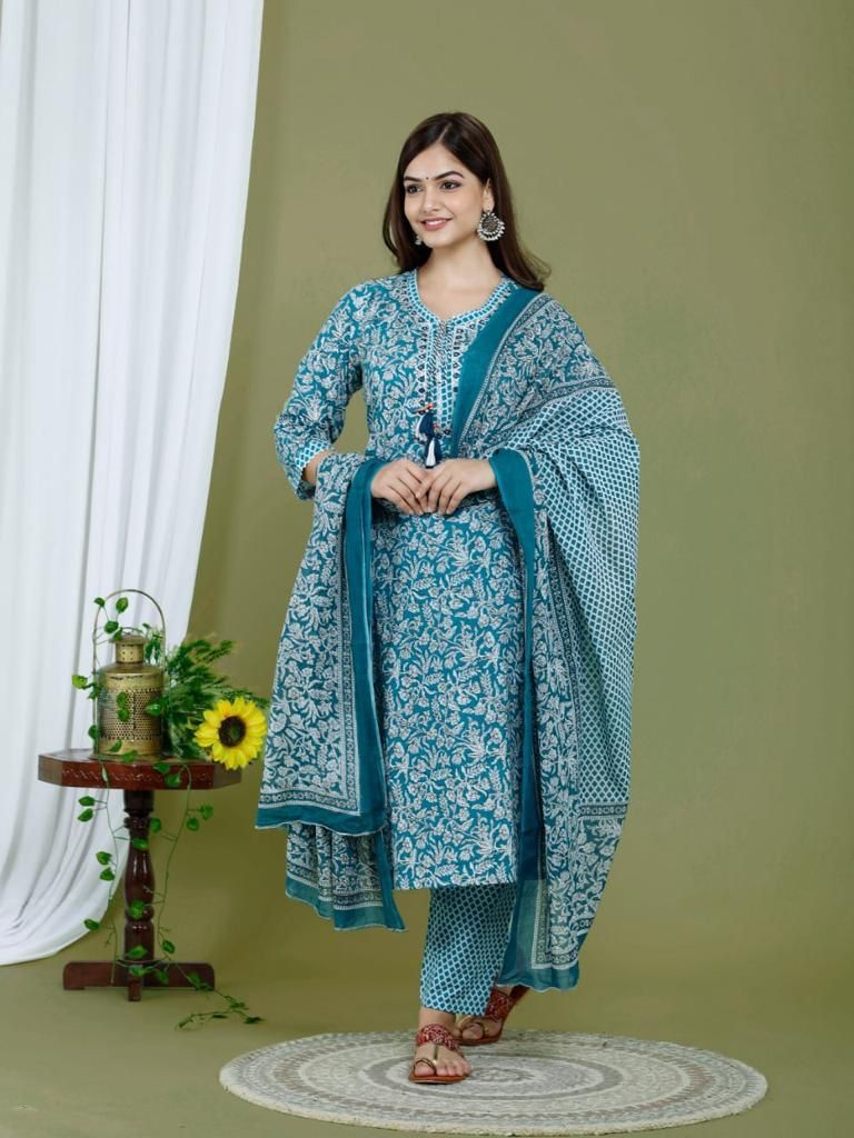 Buy Sky blue  color lucknowi style kurta set for stylish look