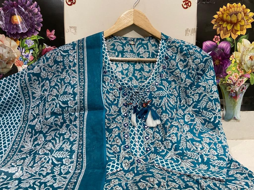 Buy Sky bluecolor lucknowi style kurta set for stylish look - Joshindia
