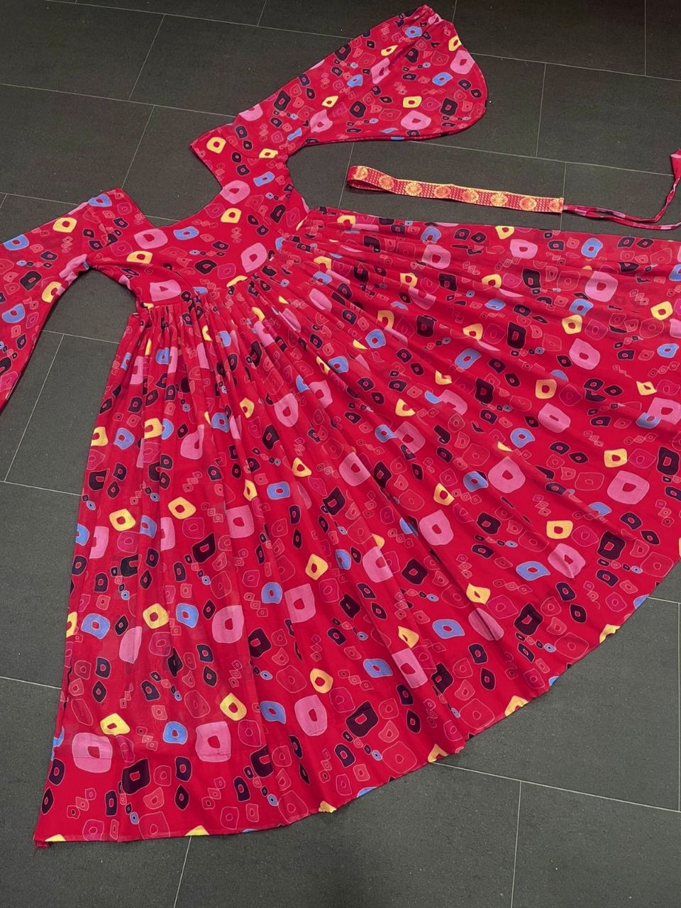 Floral Printed Baloon Sleeve Maxi Dress Buy Online - Joshindia